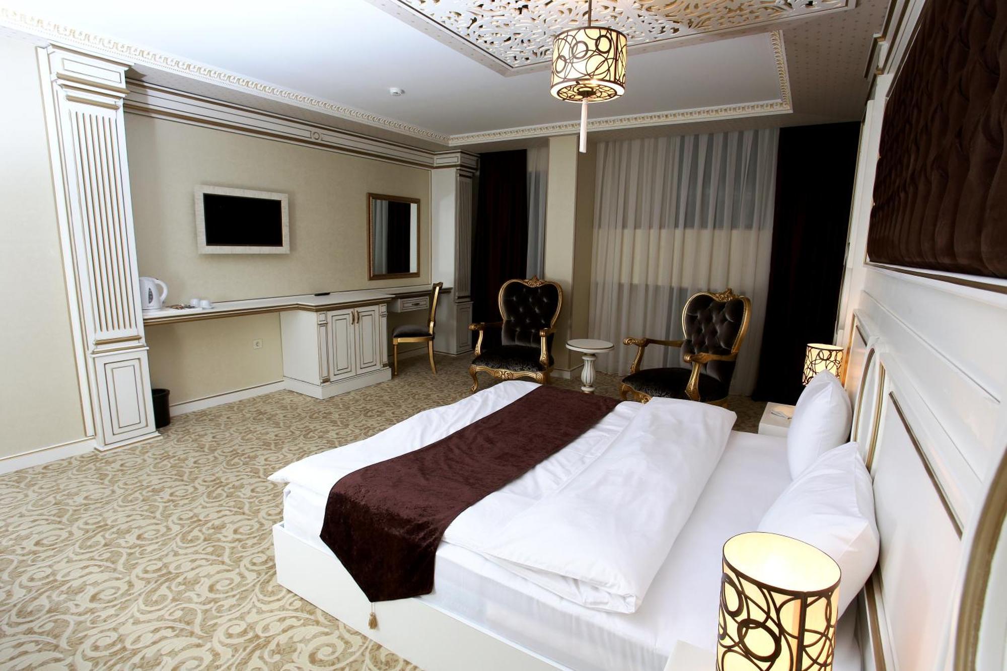 Opera Hotel Baku Exterior photo